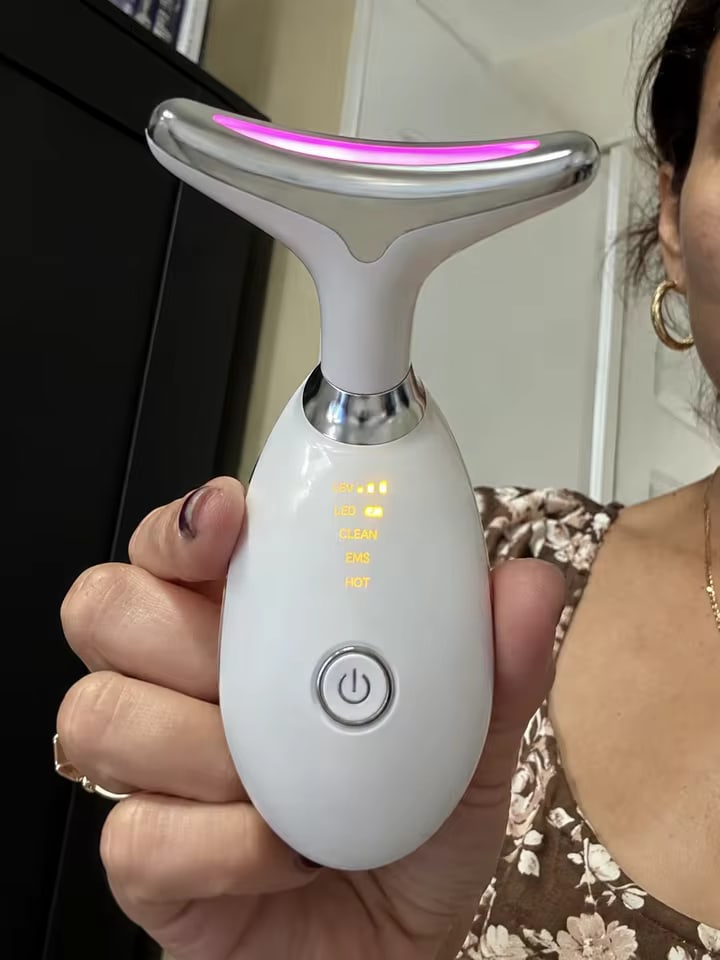 Foto de una clienta con su Lumé Sculpt